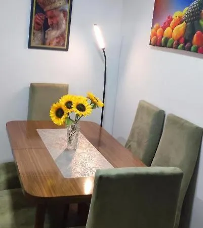 Lägenhet Zvezda Two Bedroom Center Novi Sad